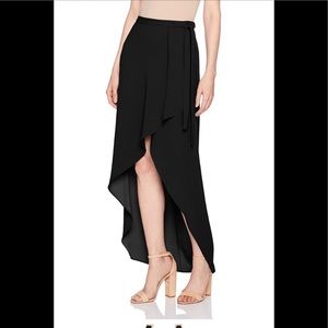 NWT BCBG Roxy skirt small